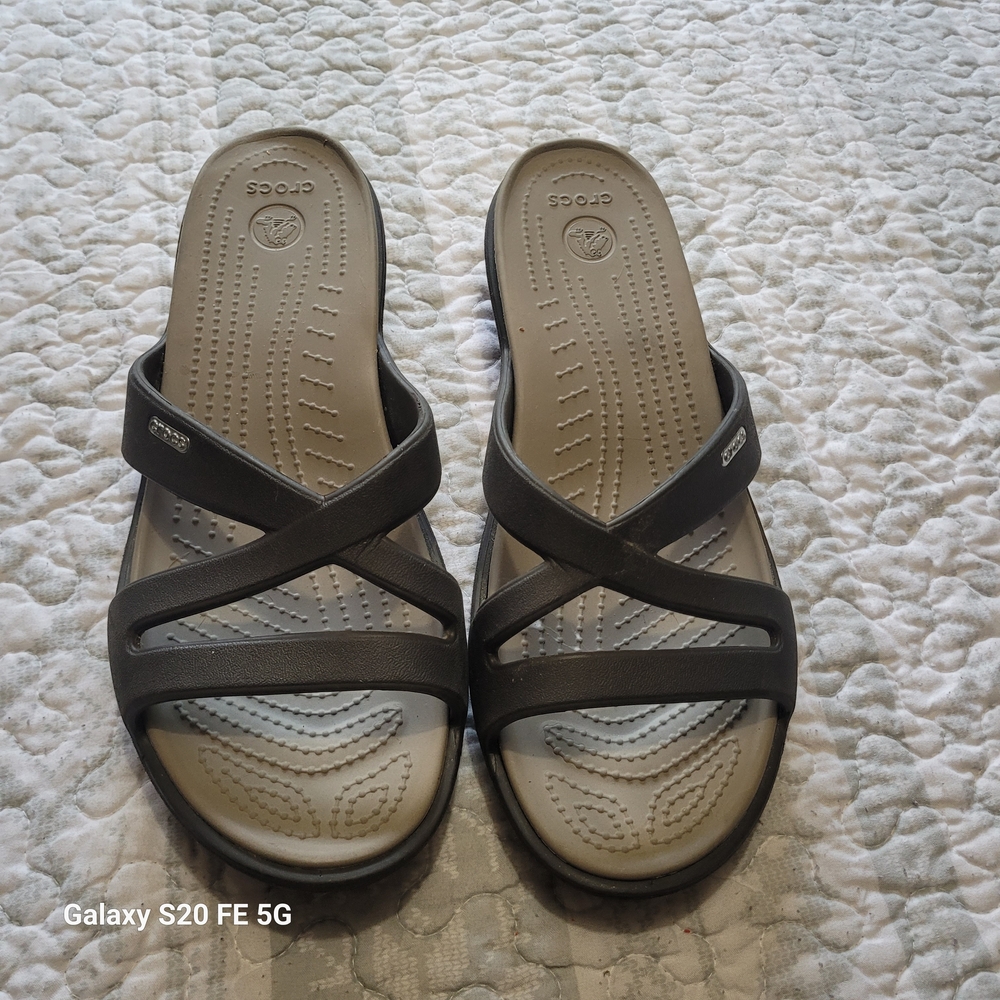 CROCS Women's Gray and Black Slide Sandals